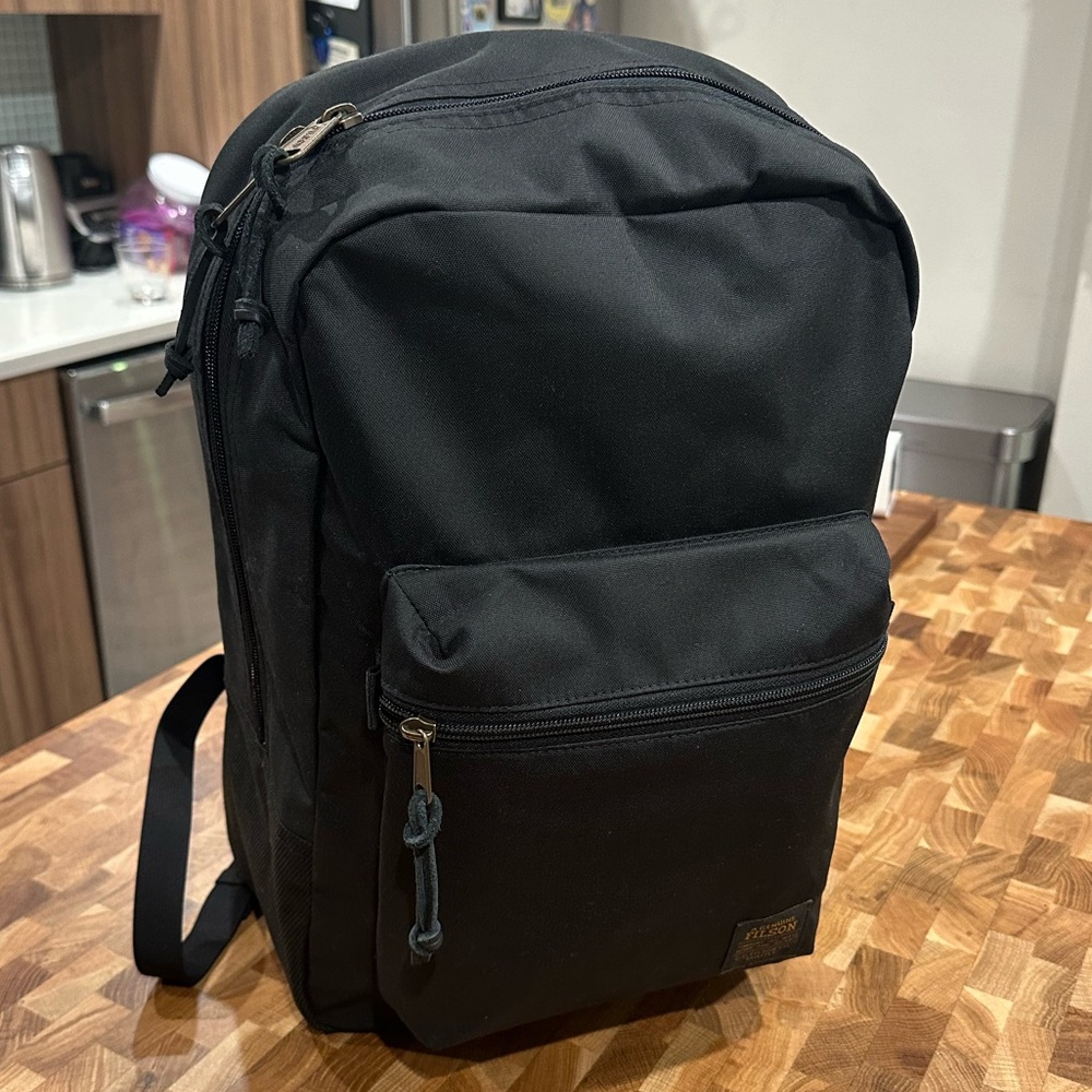Filson Surveyor 25L Backpack